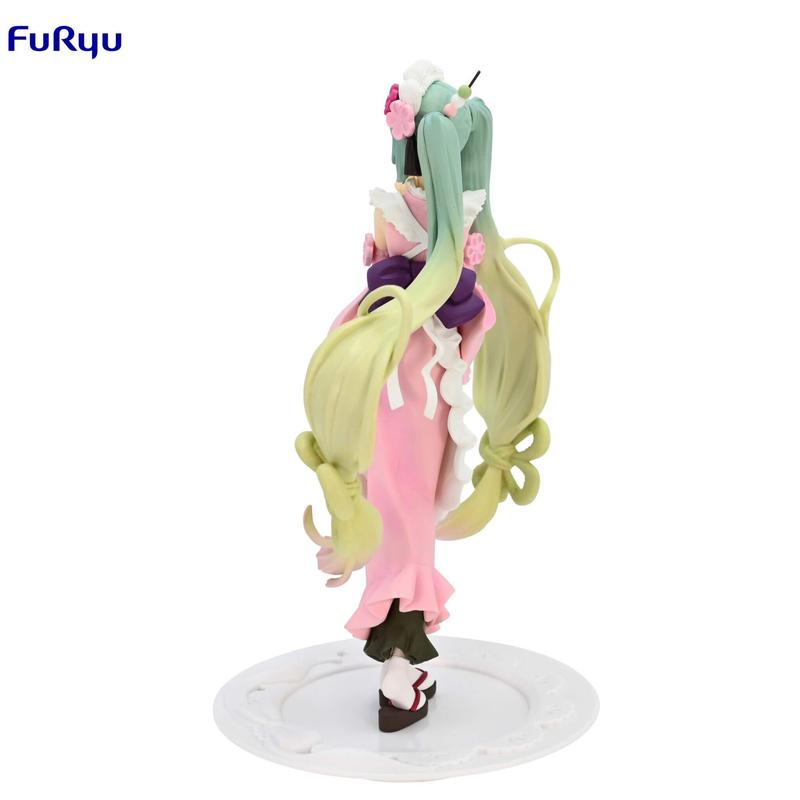 Furyu Hatsune Miku Exceed Creative Matcha Green Tea Parfait Figure, 8.25