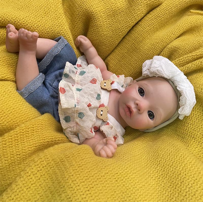 28CM Adorable Silicone Girl Bebe Reborn Dolls Handmade Painted Full Body Soft Silicone Reborn Doll Toys For Bebe's Birthday Christmas New Year Gifts Reborn Corpo De Silicone Inteiro