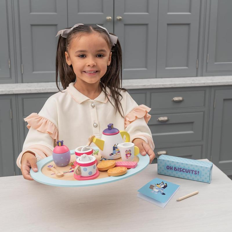 Bluey – Tea Party Set – Wooden 18-Piece Pretend Play Set with Tray, Teapot, Tea Cups, Biscuits, and Notepad for Children 3 Years and up – Imaginative Fun and Role-Playing, FSC Certified