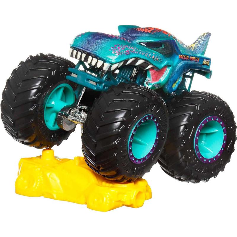 Hot Wheels Monster Trucks, 1 Toy Truck in 1:64 Scale & 1 Crushable Car, Vehicle Play for Kids & Collectors (Styles May Vary)