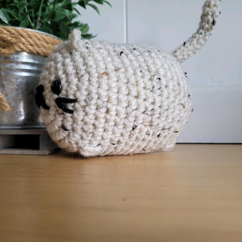 Crochet Chunky Cat