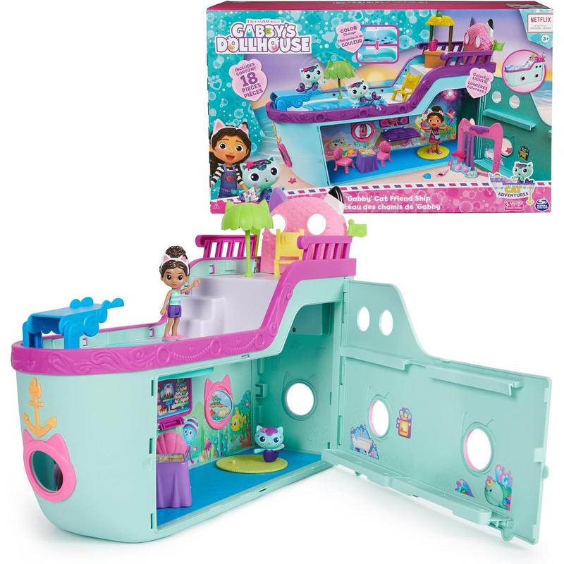 Gabby's Dollhouse, Travel Themed Figure Set with a Gabby Doll, 5 Cat Toy Figures, Surprise Toys & Dollhouse Accessories, Kids Toys for Girls & Boys 3+