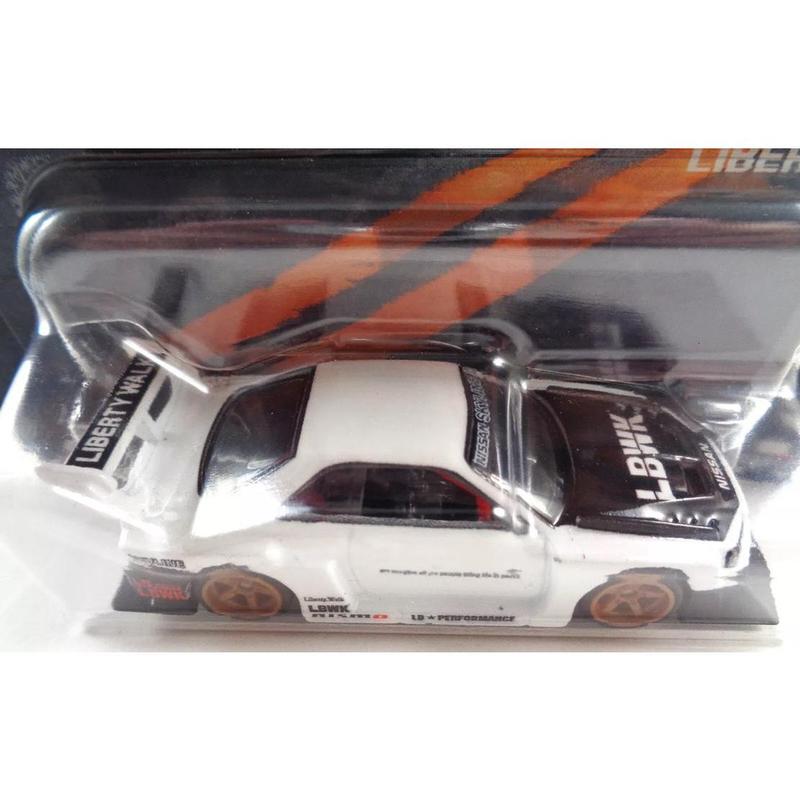 Hot Wheels Premium Boulevard LB-ER34 Super Silhouette Nissan Skyline (White) 1:64 Die-cast with protector