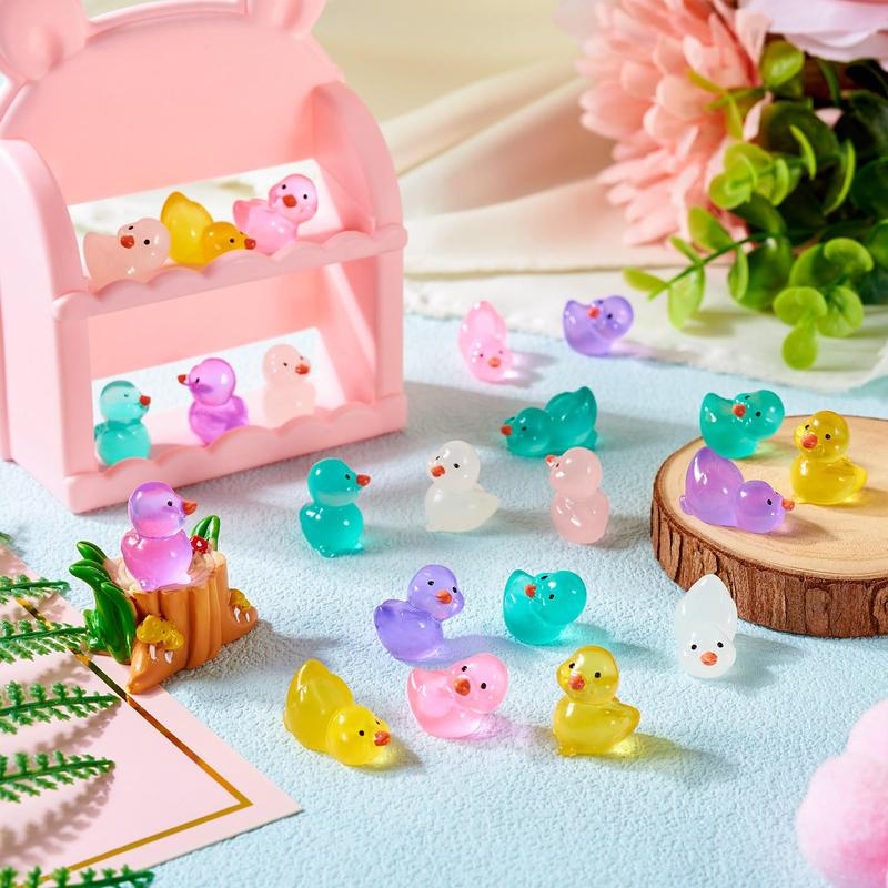 Random Color Luminous Mini Resin Duck, 30 50pcs Glow in The Dark Animals Dollhouse Figurine, Assorted Cute Cabochons Small Glowing Toys, DIY Charms Ducks Ornaments for Garden Craft Landscape