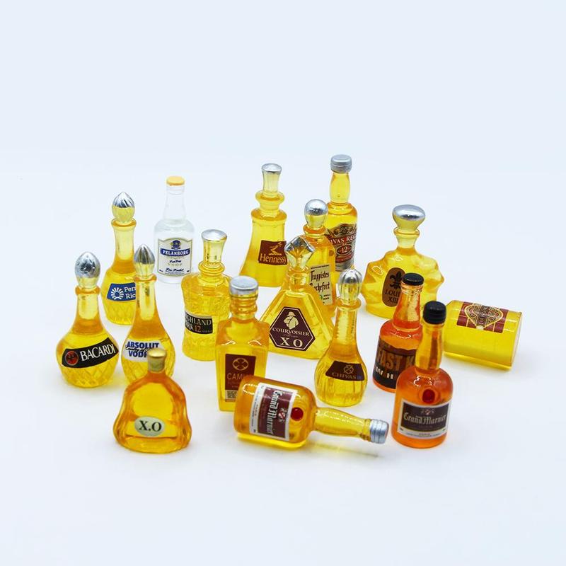 Random Style Mini Wine Bottle Resin Ornament Decoration Set, 30pcs set Mixed DIY Craft Miniature Wine Bottles, Resin Accessories for Scene, Fairy Garden