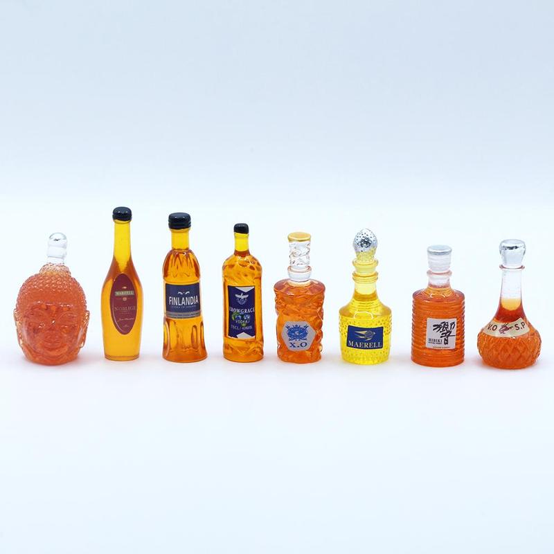 Random Style Mini Wine Bottle Resin Ornament Decoration Set, 30pcs set Mixed DIY Craft Miniature Wine Bottles, Resin Accessories for Scene, Fairy Garden