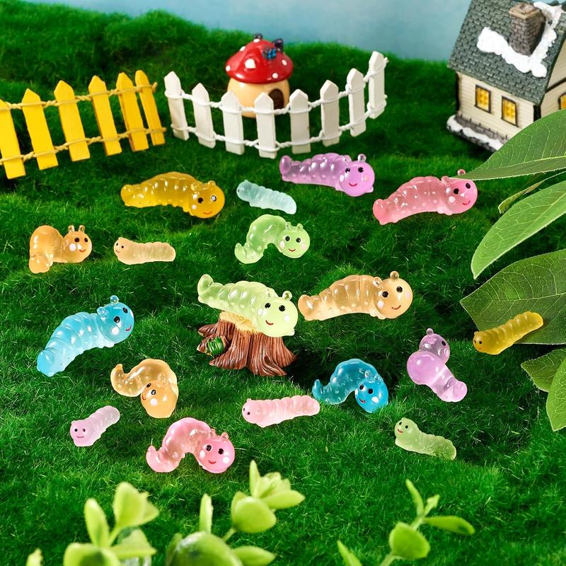 Random Color Cute Glow in The Dark Worm Shaped Decoration, 30 50pcs Luminous Worm Ornament, DIY Decoration Accessories for Home & Garden & Car