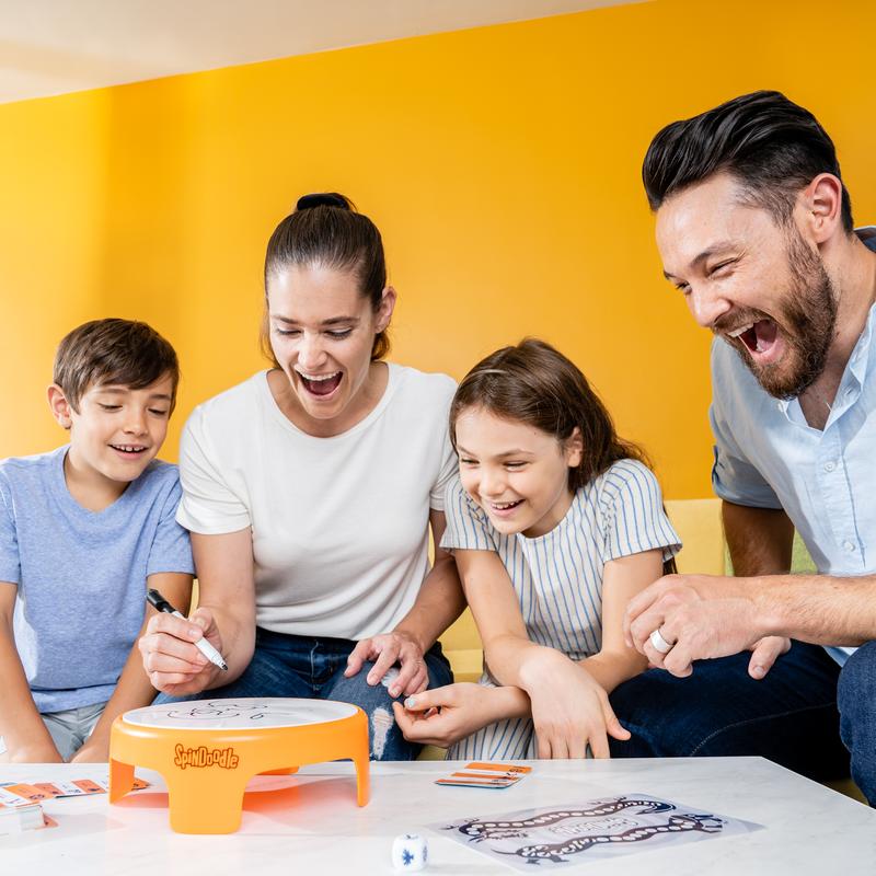 Educational Insights Spindoodle, Draw On A Spinning Board, 4 Players, Perfect For Family Game Night, Board Game for Kids Ages 8+