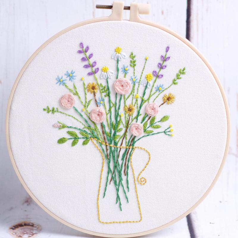 Floral Pattern Embroidery Kit, DIY Embroidery Kit with 3 Counts Embroidery Fabric, DIY Embroidery Supplies for Beginner